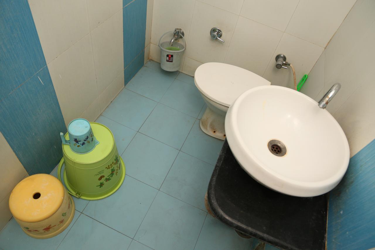Ābu Road Hotel Heena Plaza מראה חיצוני תמונה
